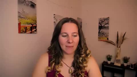 Snapshot of darklure_ chatting on September 9, 9:04 pm Anna online show from September 9, 9:04 pm