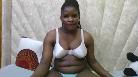 Snapshot of darknipples2 chatting on October 20, 6:46 pm SHANICE online show from October 20, 6:46 pm