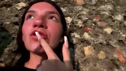 darkpleasuress online show from May 8, 2:50 am
