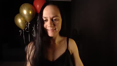 darkspark_ online show from October 13, 8:27 am