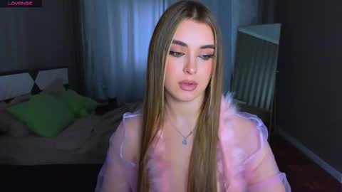 Darlina online show from December 22, 11:39 am