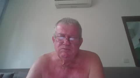 darwincock online show from March 31, 1:50 am