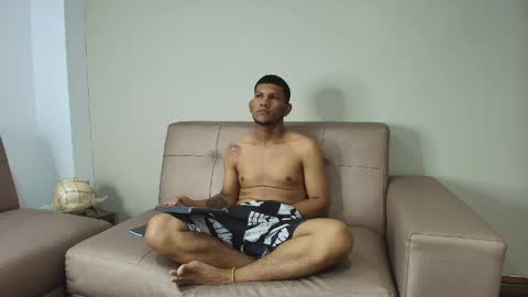 darwinwavex online show from April 17, 4:20 pm