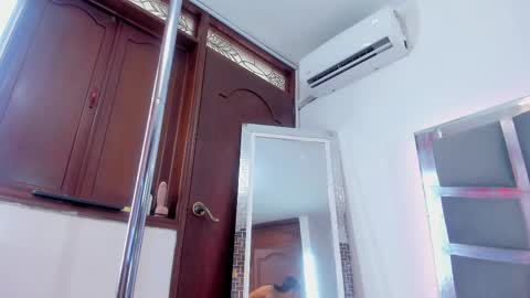 Snapshot of dashafoxxx chatting on March 3, 6:35 pm Dasha Foxxx online show from March 3, 6:35 pm