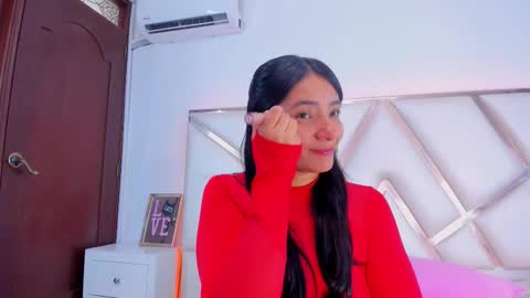 Snapshot of dashafoxxx chatting on October 1, 12:37 pm Dasha Foxxx online show from October 1, 12:37 pm