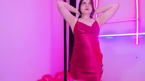 Snapshot of dashanovikov chatting on February 14, 3:15 pm Dasha online show from February 14, 3:15 pm
