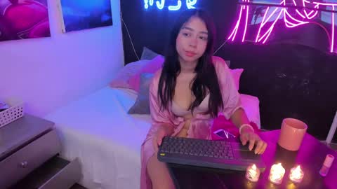 dashathompson online show from May 25, 2:23 pm