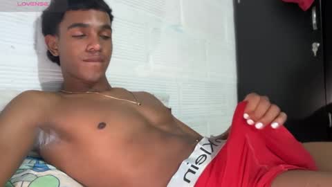 david_hot44 online show from February 25, 6:06 am