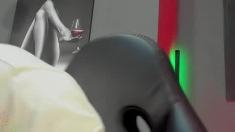 David Jons online show from November 3, 11:39 pm