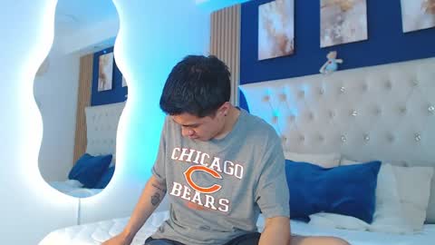 David Sandoval online show from April 15, 3:54 am