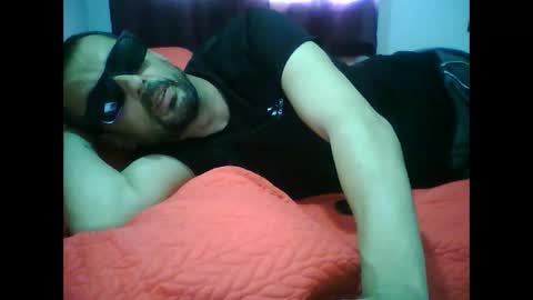 SUIZO online show from April 6, 1:01 pm