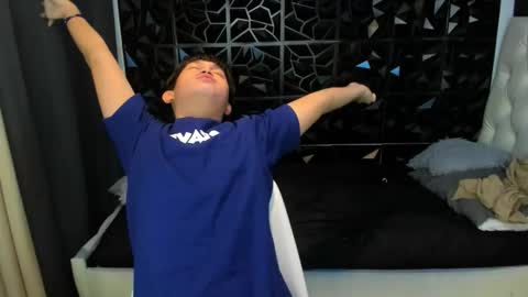 daniel online show from March 21, 4:44 pm