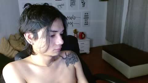 davoxer online show from November 6, 4:26 am