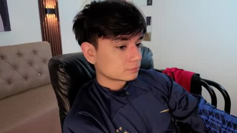 davoxer online show from April 22, 3:46 am