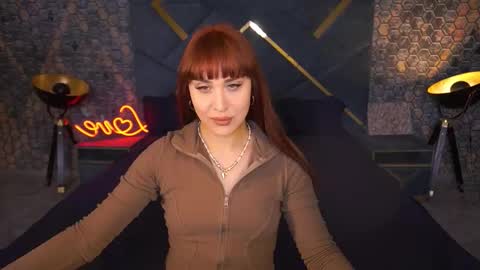 DawnGwin      Sasha online show from March 29, 12:29 pm