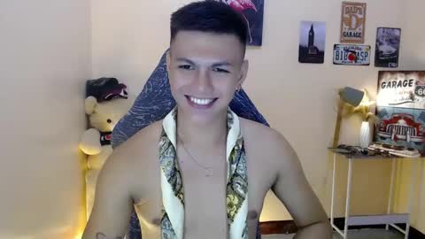 JC LOVER BOY online show from February 11, 8:52 pm