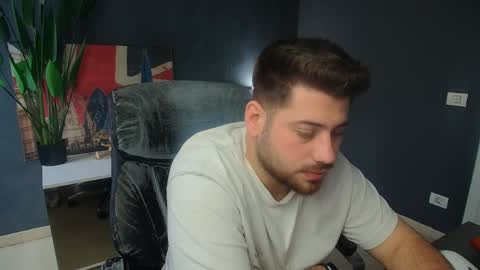 DaxGreer online show from April 11, 6:40 am