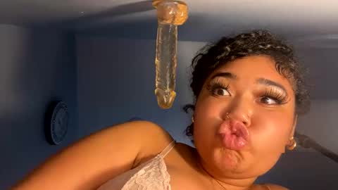 dayqueen1 online show from April 24, 2:19 pm