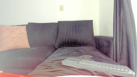 DAYRA ANGELS online show from January 5, 8:01 pm