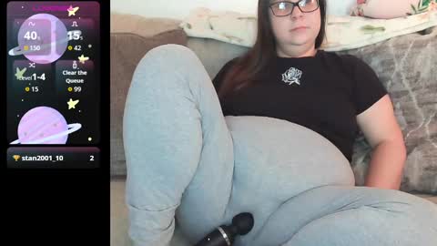 Dazeddesty  online show from September 25, 4:36 pm