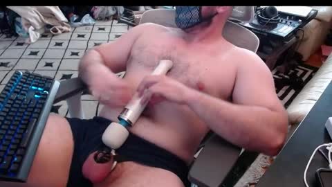 ddsubby online show from April 18, 5:15 pm