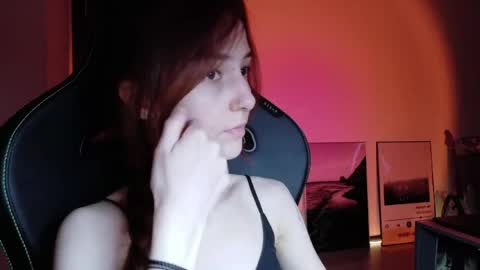 freak online show from June 8, 1:28 am