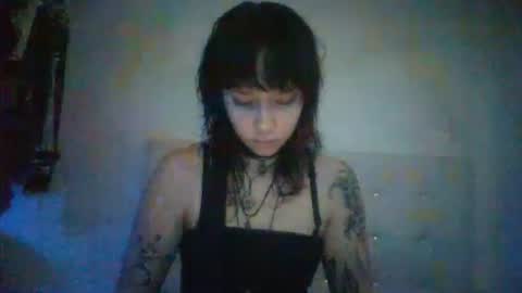 dead_moonxx online show from July 13, 8:29 am
