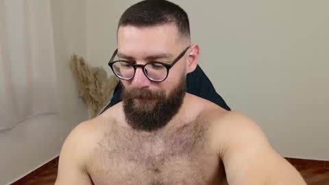 Dean online show from November 11, 8:33 pm