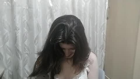 Camille online show from April 10, 4:55 pm