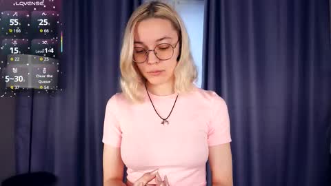 Charlie 18yo online show from November 6, 5:43 am