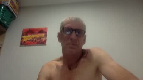 deanofflove221000 online show from November 30, 9:38 am