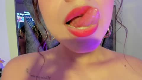 deborah_collins1 online show from February 28, 5:59 pm