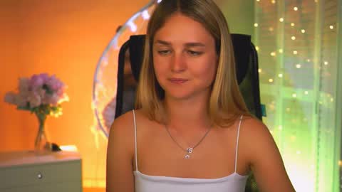 Debora online show from May 17, 10:46 am
