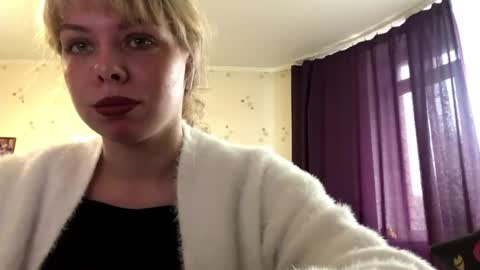 Jenny online show from July 26, 1:09 pm