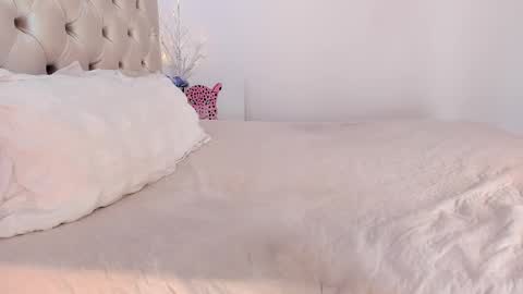 Snapshot of dee_nise chatting on September 14, 1:56 pm Denise online show from September 14, 1:56 pm