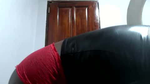 deenat online show from February 1, 11:29 am