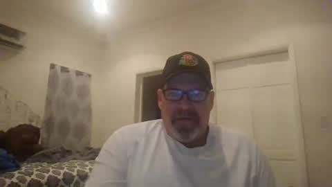 Snapshot of deepdiveme chatting on October 11, 10:24 pm deepdiveme online show from October 11, 10:24 pm