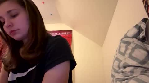 deepthroatqueen33 online show from February 1, 11:29 am