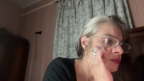 Tori online show from August 2, 2:57 am