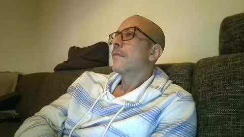 Snapshot of degrandis chatting on October 26, 4:28 pm Luka Magic online show from October 26, 4:28 pm