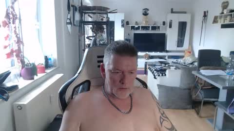 deinprinz2312 online show from March 21, 12:10 pm