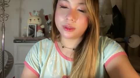 Snapshot of delicious_iya69 chatting on September 19, 7:39 pm iyalicious online show from September 19, 7:39 pm