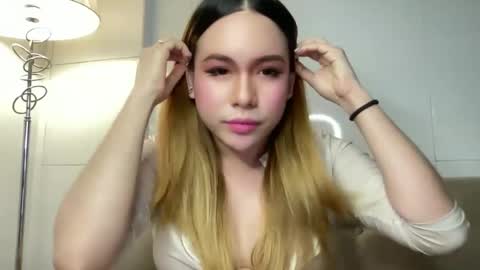 Snapshot of delicious_iya69 chatting on January 20, 2:22 am iyalicious online show from January 20, 2:22 am