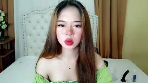 Sophie online show from June 4, 3:12 am