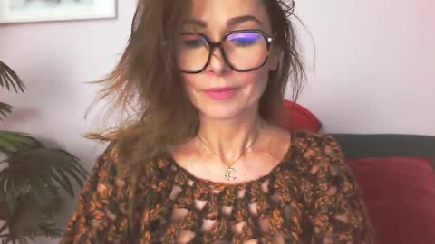 delilah_sweet online show from February 4, 5:17 pm