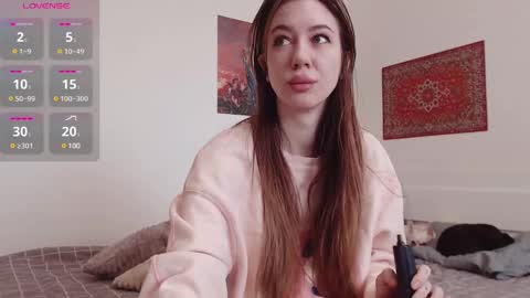 Snapshot of demiamour chatting on February 25, 9:20 am Demi. not your babybabebb and other shit online show from February 25, 9:20 am