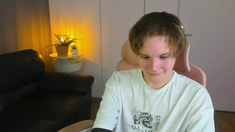 demianenglen online show from April 6, 2:40 pm