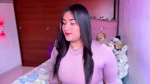 Sharon online show from April 17, 8:00 pm