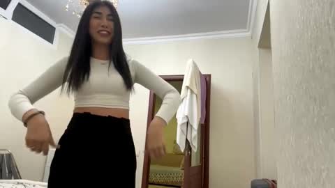 Kimiko online show from October 29, 6:09 pm