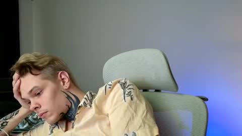 Denis online show from May 14, 4:27 pm